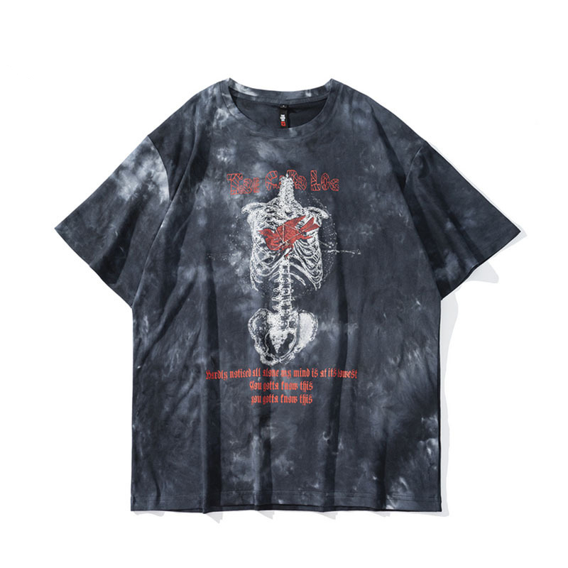 Black graffiti lettered printed short-sleeved Hip hop T-shirt for men 1 piece