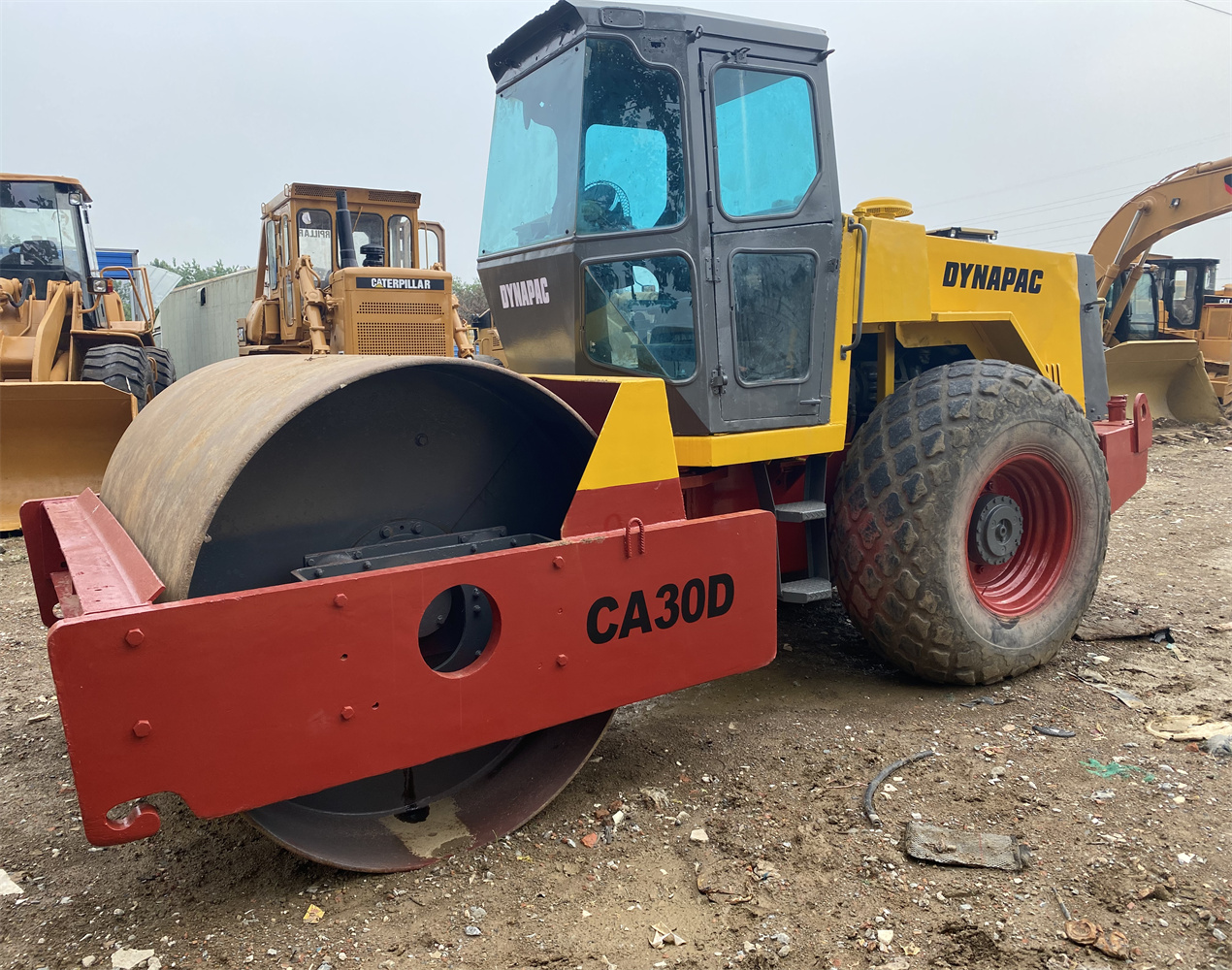 Used Dynapac CA30D road roller Secondhand 15Ton CA30D soil compactor