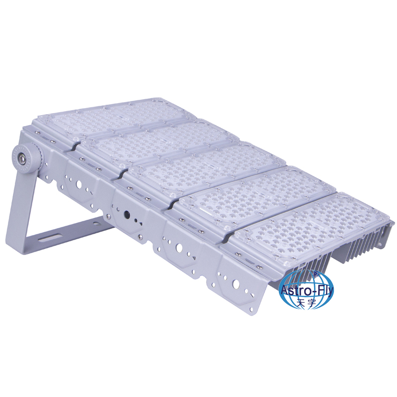 50W 100W 150W 200W 300W ультра тонкий IK08 водонепроницаемый IP65 80Ra 150lm/W TUV по ограничению на использование опасных материалов в производстве 5 лет гарантии AC90-300V светодиодный тоннельный осветитель