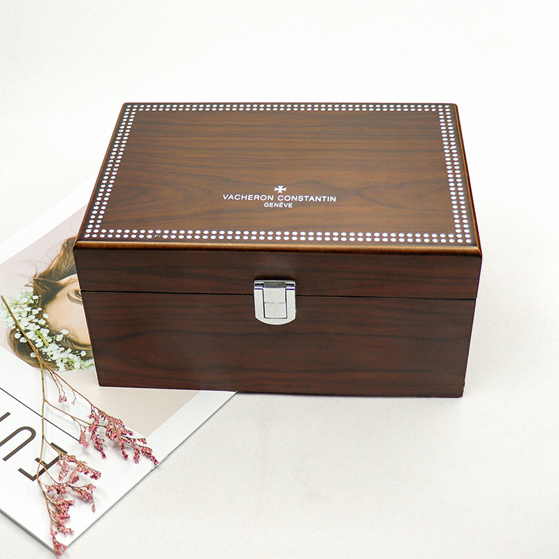 Hot Sale Factory Brown Wooden Love Gift Watch Organizer Box Gift Set