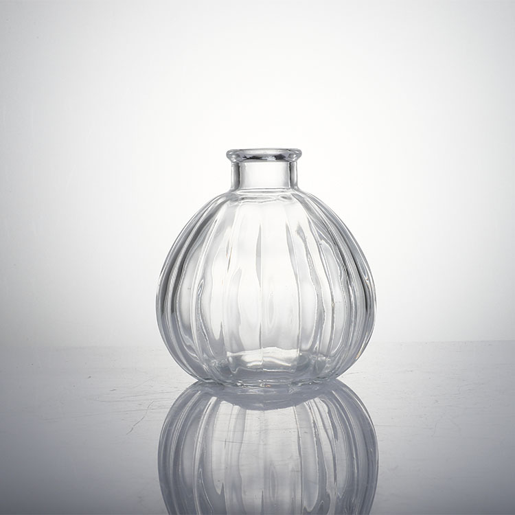 Factory Produced 100ml 200ml Decorative Round Reed Diffuser Glass Bottle For Diffuser Packaging