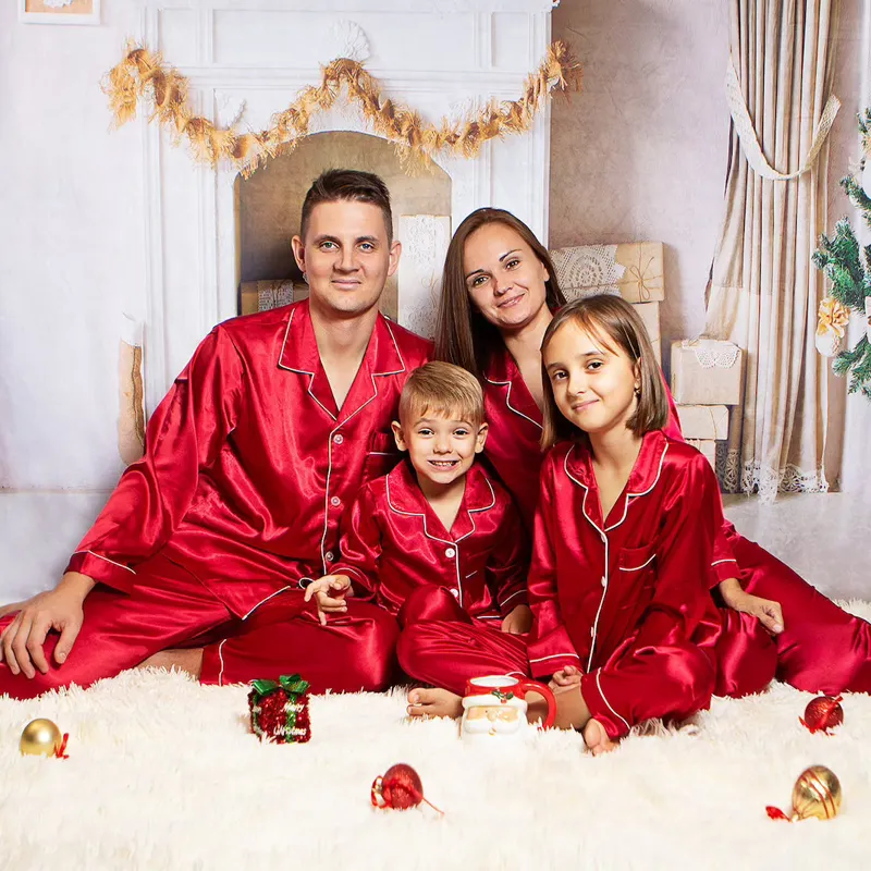 Designer Kids Custom 2 Piece Sleepwear Women Silk Satin Christmas Family Matching Men Pajama Sets
