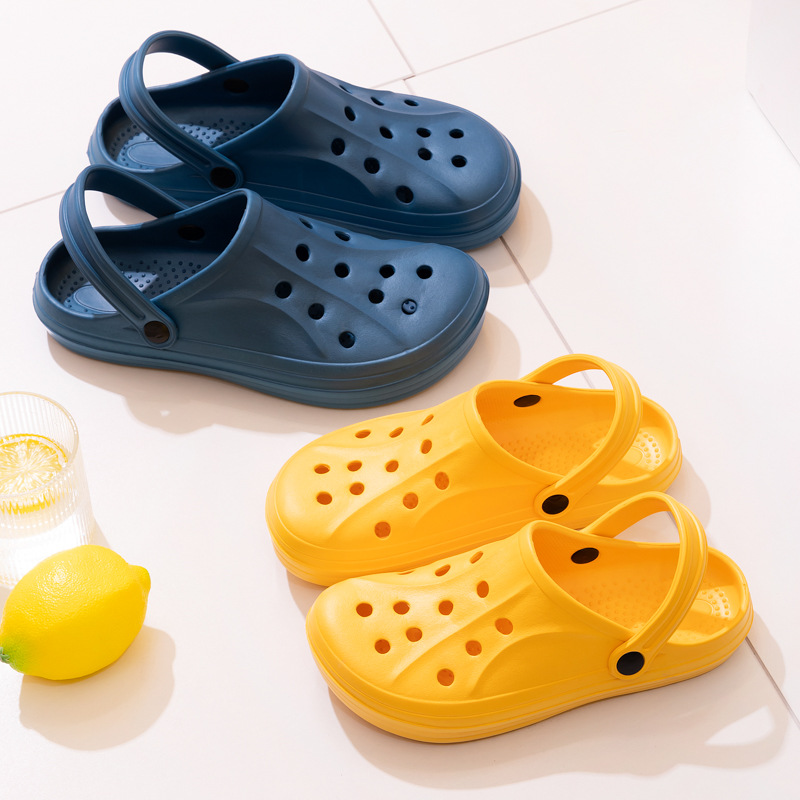 2021 hot selling men clog shoes summer flat bottomed clogs slippers women's charms para clogs