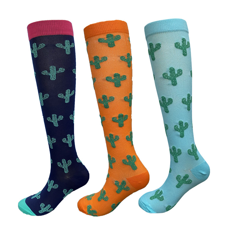 New Design Nurse Cotton Compression Socks Breathable High Running Sports Socks 20-30 Mmhg Compression Socks