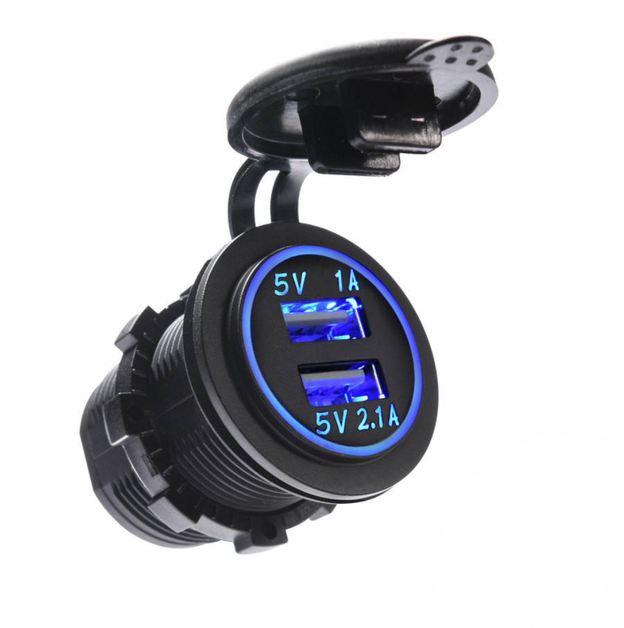 Factory Price 12v Blue LED Display 3.1A Dual USB Socket Mobile Phone Charger for Car Bus Motorcycle Marine Boat GPS