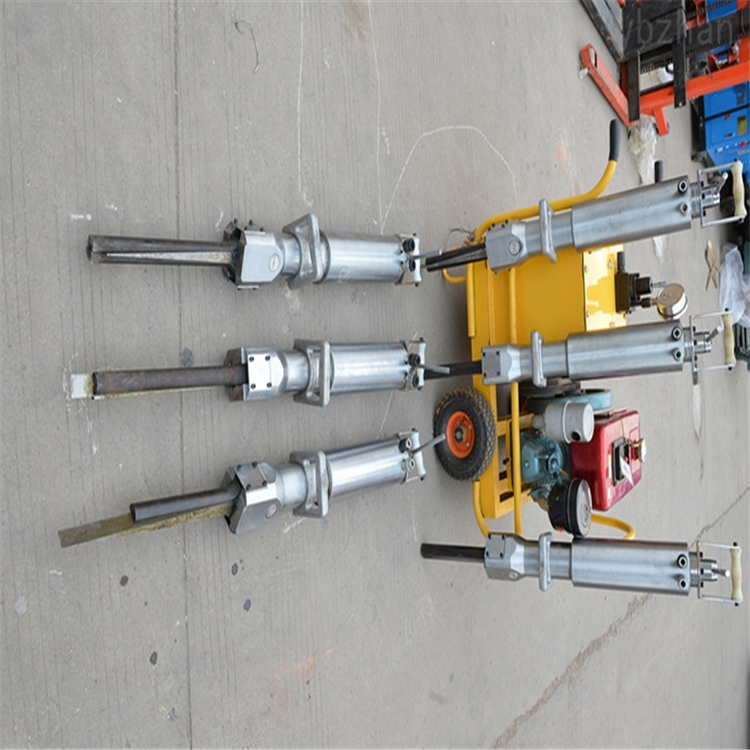 Electric hydraulic splitting machine for mining small perforated splitting rod static splitting machine for rock concrete