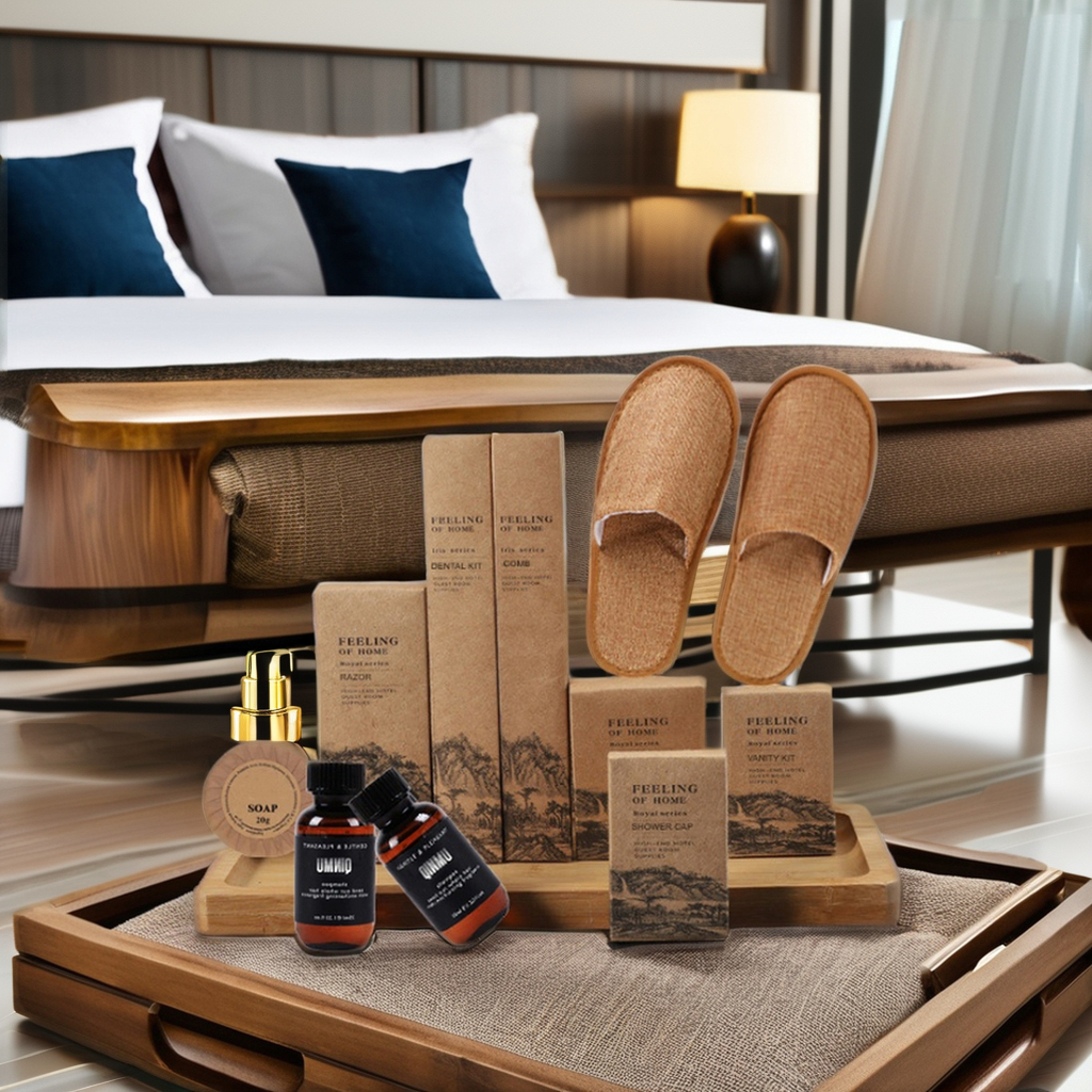 Wholesale Hotel Supplies Customized Hotel Amenities Set with Cotton and Toiletries Set