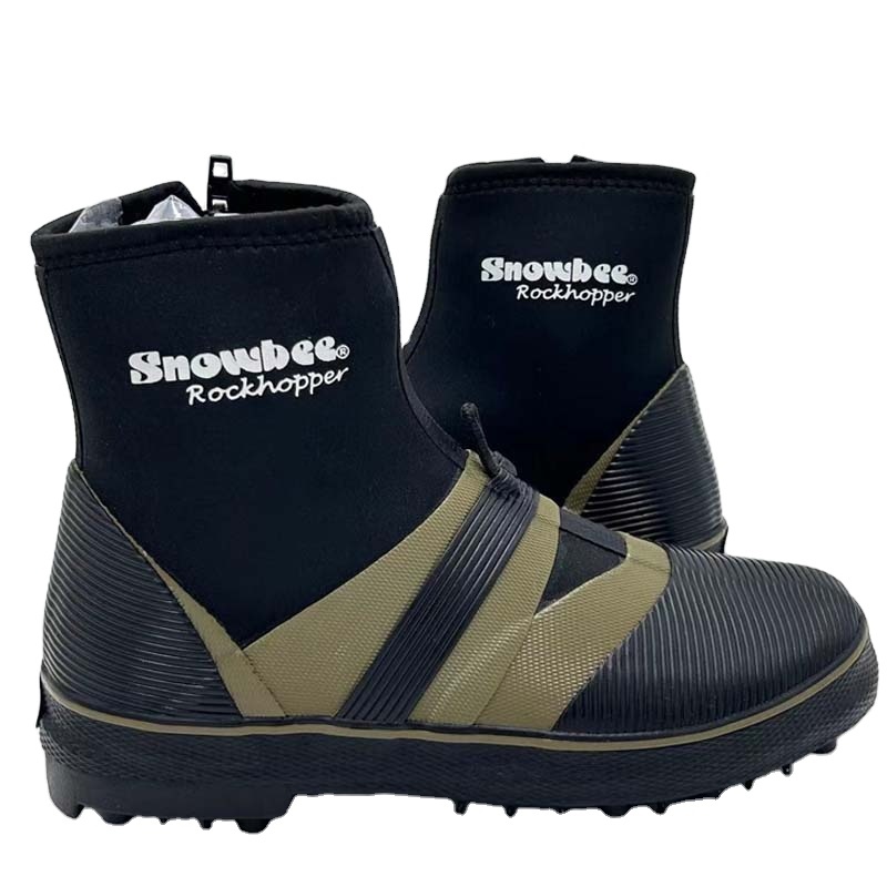 neoprene lined spike-sole wading boots for any slippery surface Rock fishing boots
