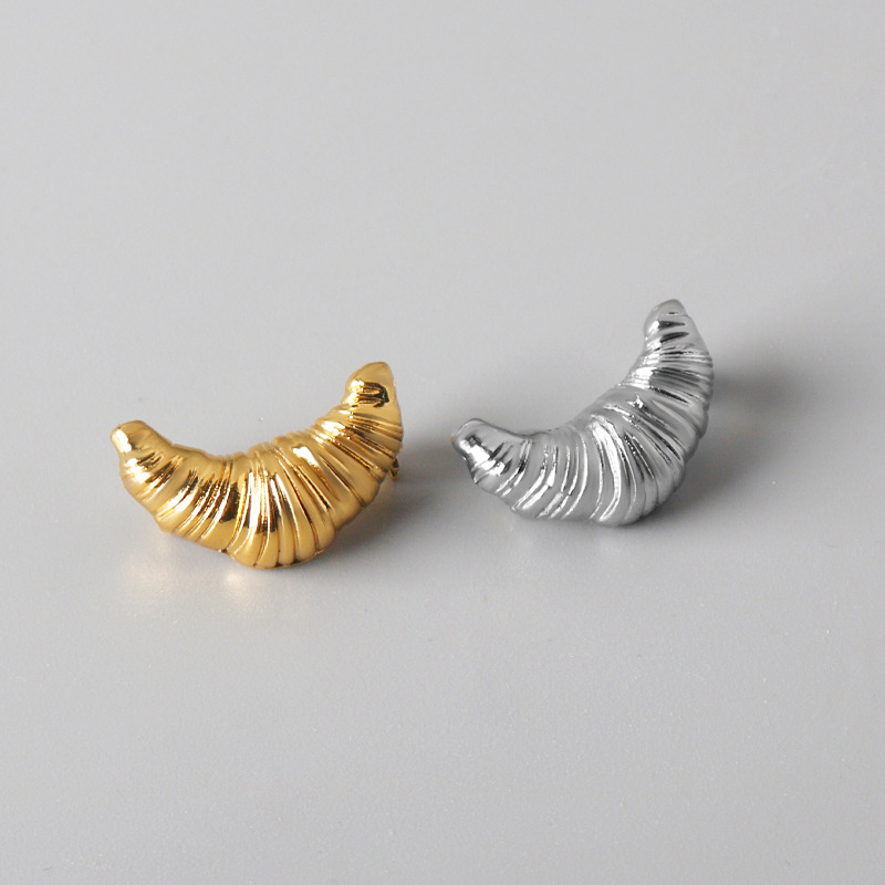 Crescent Moon Shaped Brooches Silver Gold Plated Croissant Brooch Pin For Women Hree-Dimensional Cow Horn Brooch Jewelry