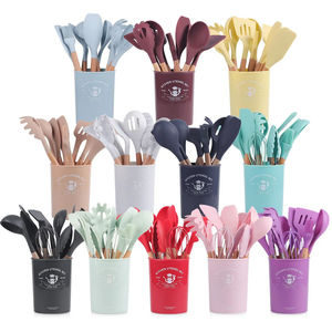 High Quality Modern Design Kitchen Utensil Set Green Silicone Cooking Tools Wooden Handle Cookwares Kitchen Gadgets