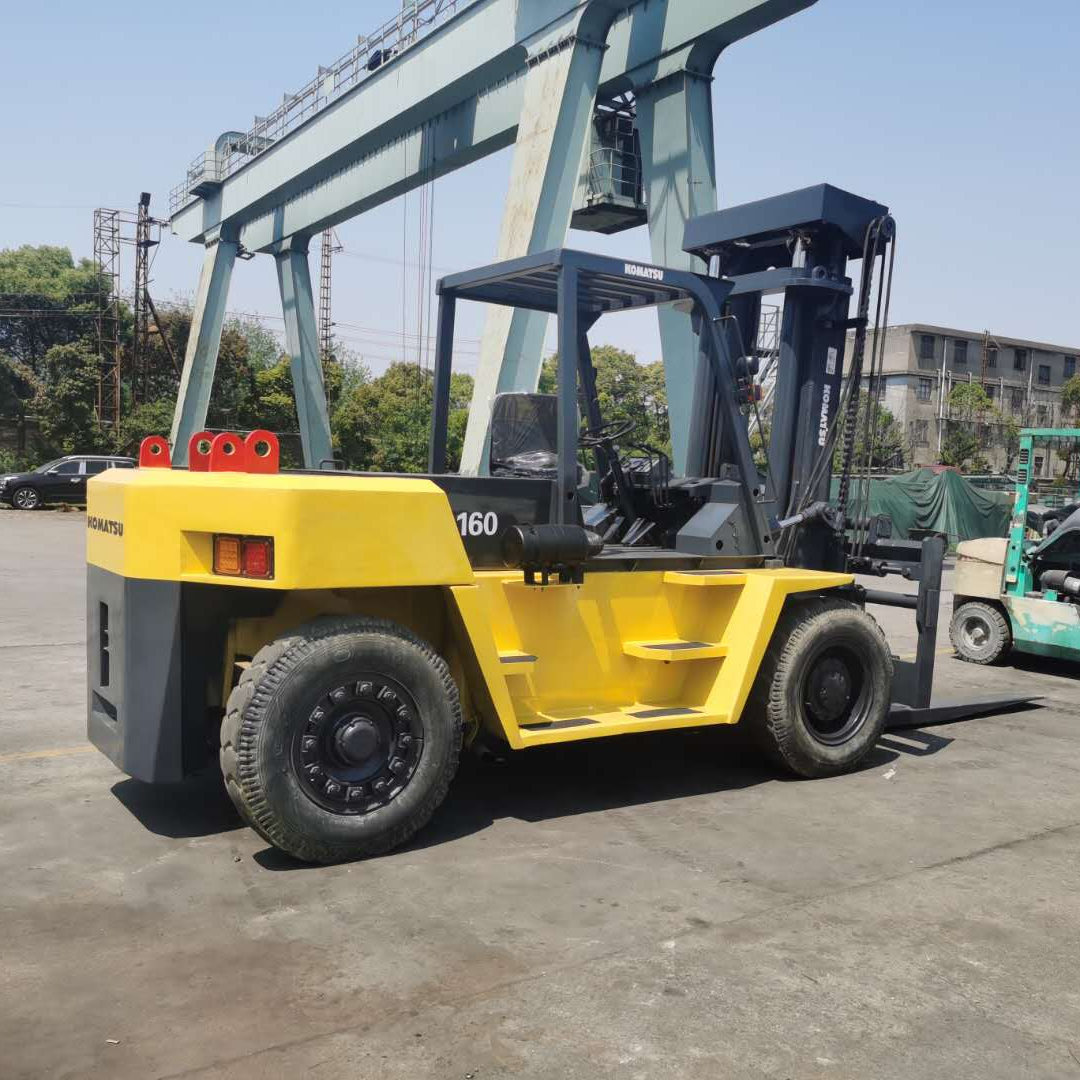 Вилочный погрузчик KOMATSU 10 тонн 15 тонн 16 тонн для продажи FD160 FD150 FD100