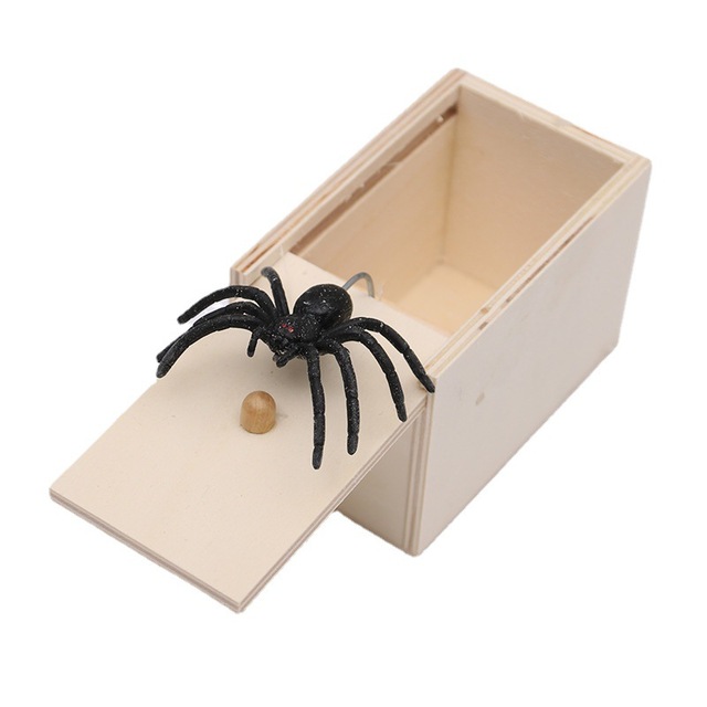 Novelty Halloween Handmade Funny Money Gift Wooden Surprise Box Trick Wood Scare Box Interesting Prank Spider Joke Boxes Toys
