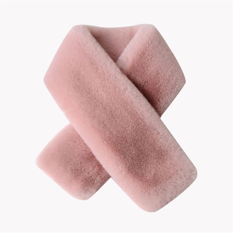 China factory wholesale Wholesale ladies scarves Plush scarf Fashion scarf