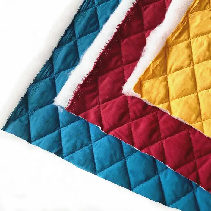 Wholesaler 5 Colors 100% Polyester 300T Matt Pongee Diamond Quilted Fabric Stock