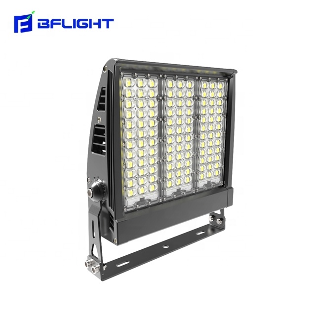 High quality LED tunnel light 300w 400w 500w 600w high power waterproof ip66 tunnel led 700 watt flood light