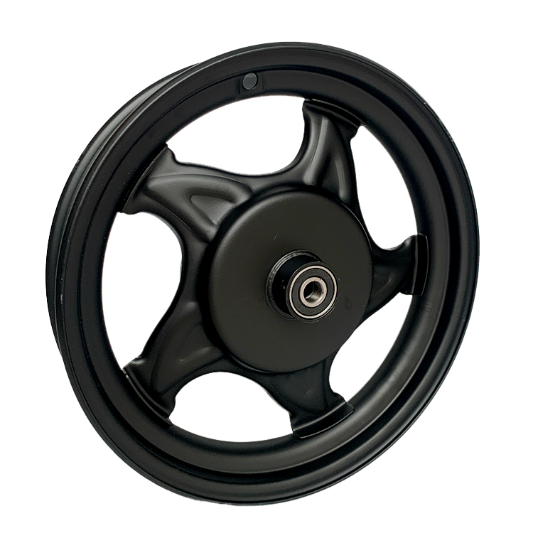 The large ancient steel rim of the iron wheel can be equipped with inner and outer tires or tubeless tires