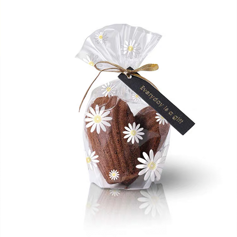 New product plastic Christmas cellophane snack bag candy biscuit bag with twisted tie for bakery biscuit chocolate