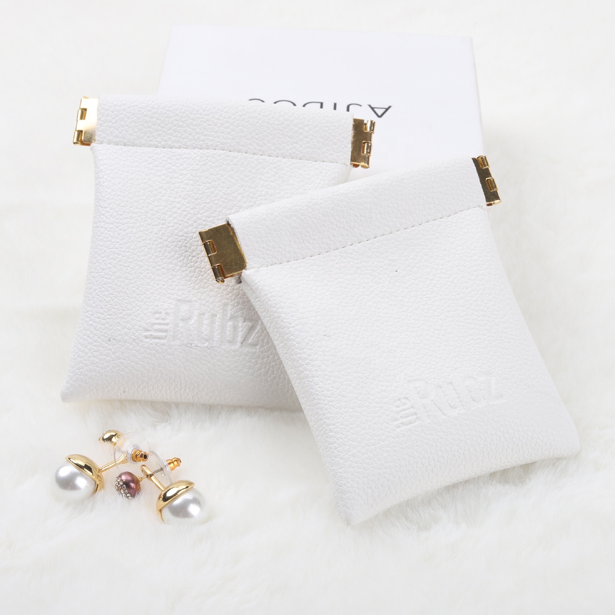 Custom Emboss Logo Mini Coin Purse Leather Gift Pouch With Magnet Pu Leather Earplugs Watch Jewelry Bag