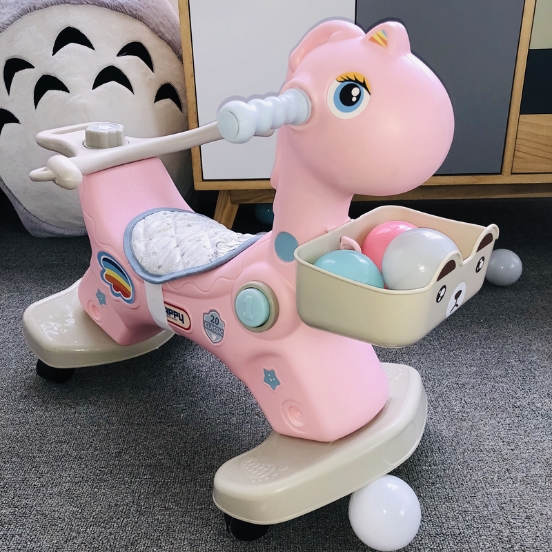 Новые детские игрушки экологически чистые розовые детские качалки лошадь всадник детская Крытая пластиковая Качалка лошадь с колесами