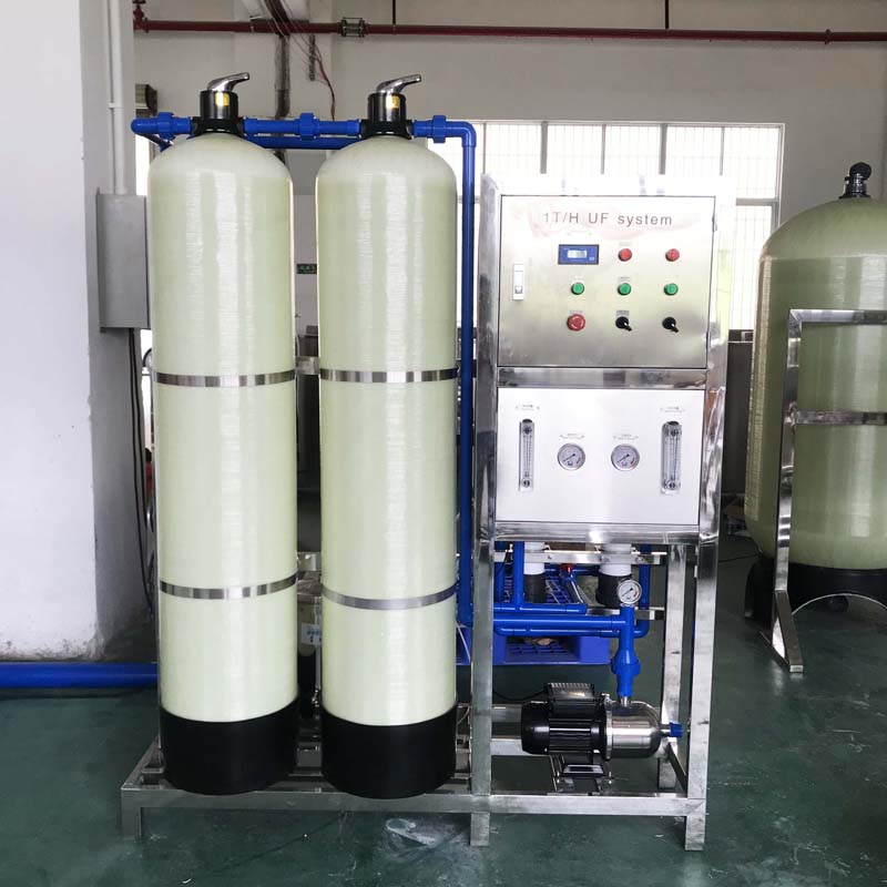 Небольшая емкость 1000L питьевой воды промышленная очистка водоочистная установка UF система