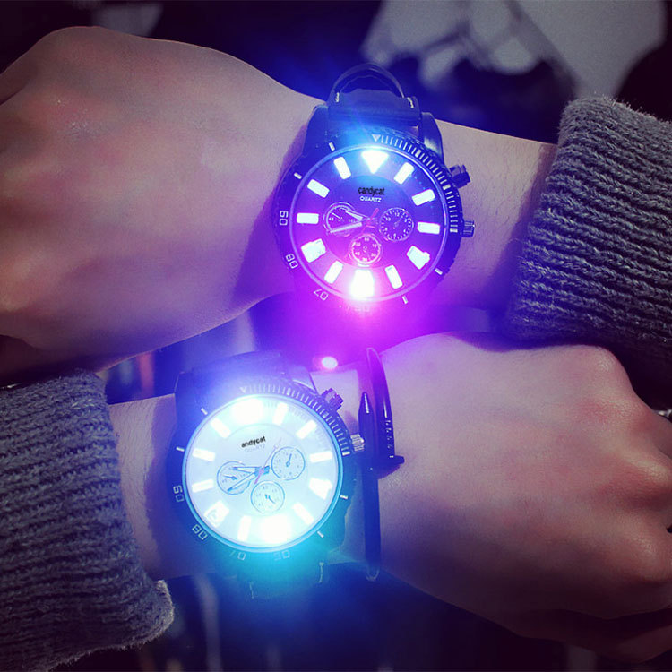Classic Luminous Luminous Dial Stainless Steel Quartz Watch Trend Student Watch Fashion Men's and Women's Couple Watch