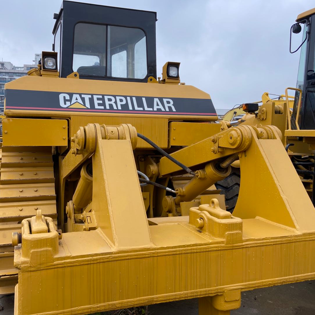 Б/у бульдозер CAT D7H