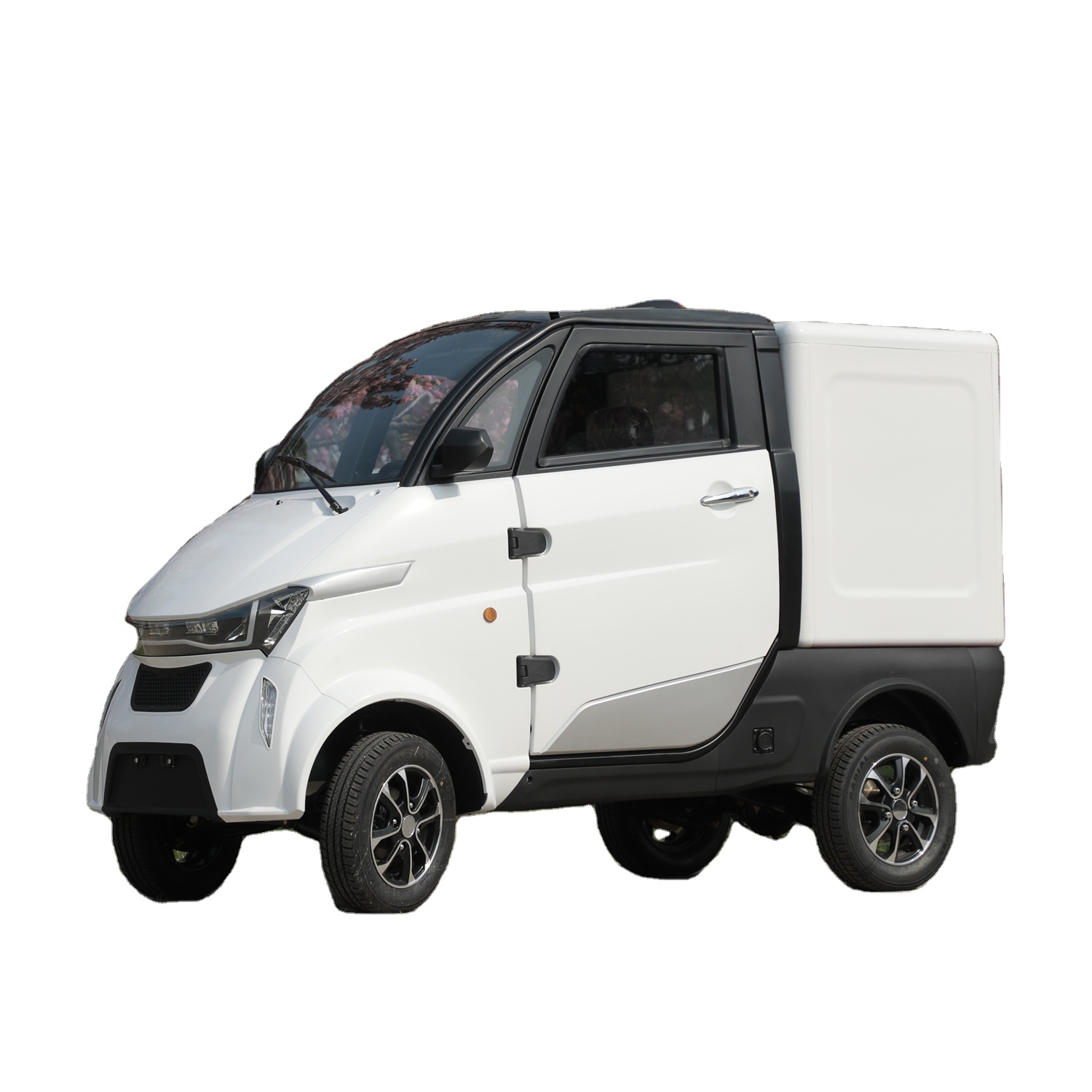 New Arrived 4 Wheel Express/Parcel/ Food Delivery Logistics Electric Car for Hot Sale in Europe