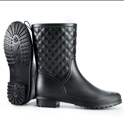 Fast shipping classic rain boots for women pvc waterproof garden fishing outdoor boots nonslip hot selling mid-calf rainboots