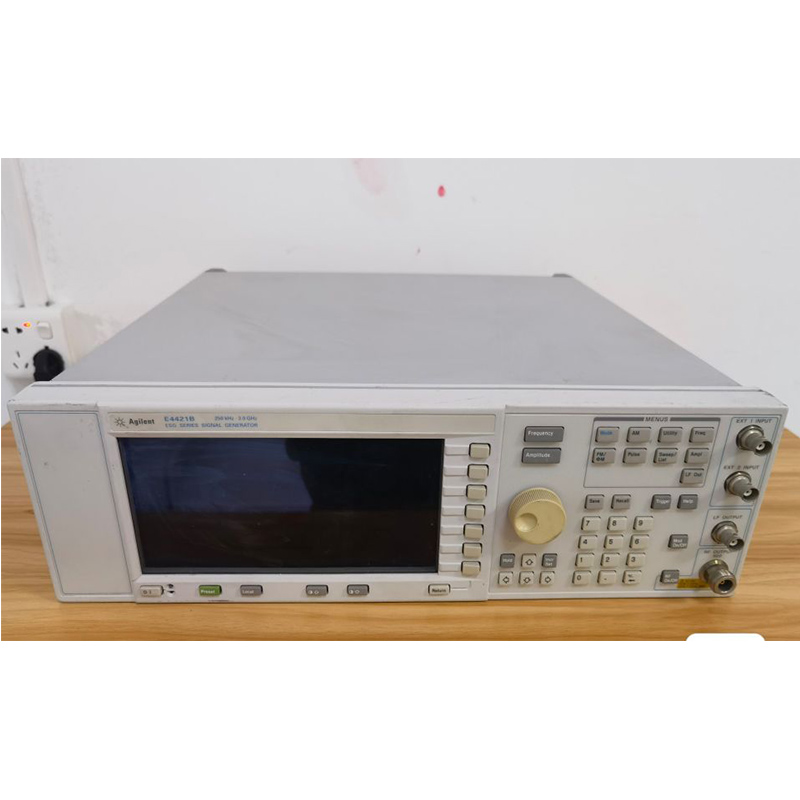 Генератор радиочастотных сигналов Agilent/HP E4421B, 250 кГц-3 ГГц