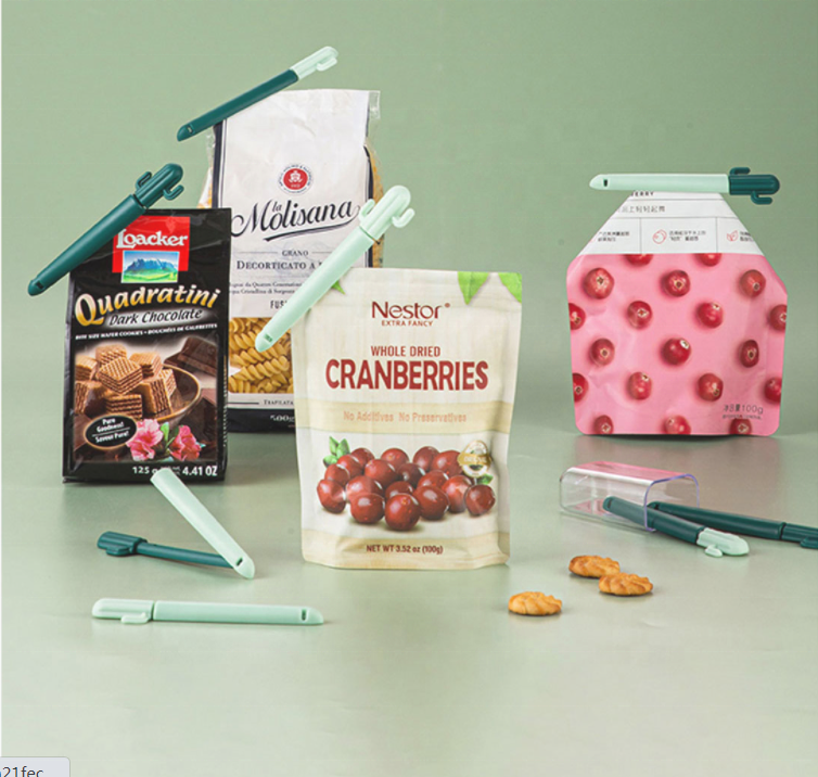 Wholesales Promotional Kitchen Cactus Design Plastic Food Bag Clips Food Clips Snake Sealing Clip