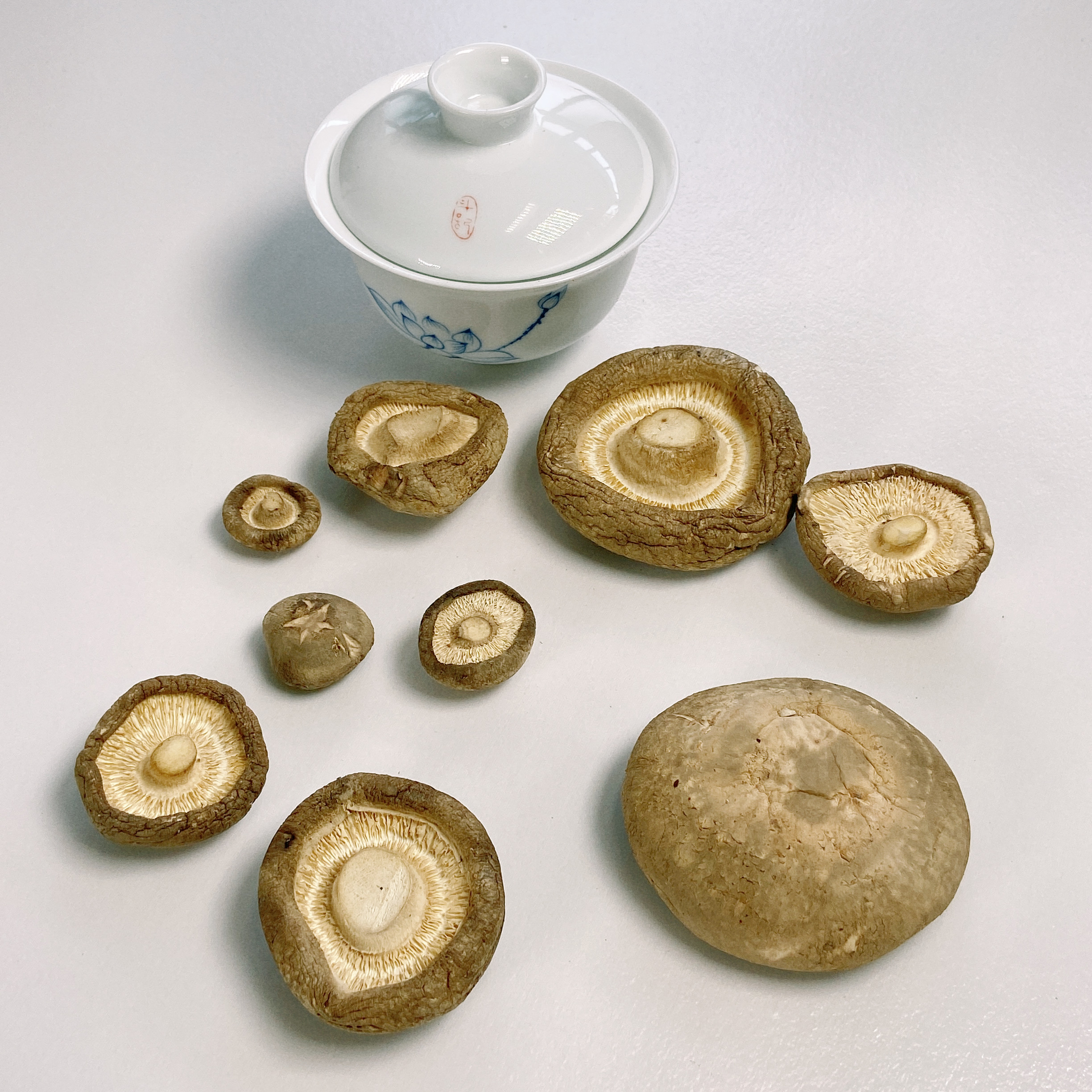 Fine Delicious Tawny Dried Shiitake Mushroom Packing For Soup