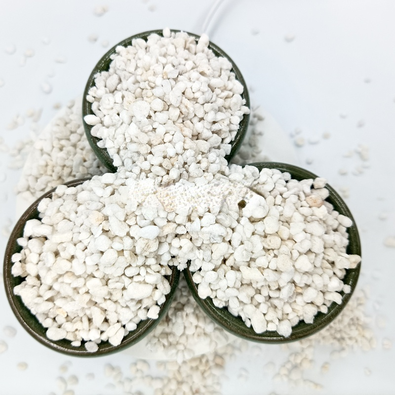 Volume expansion of agricultural perlite low price good quality