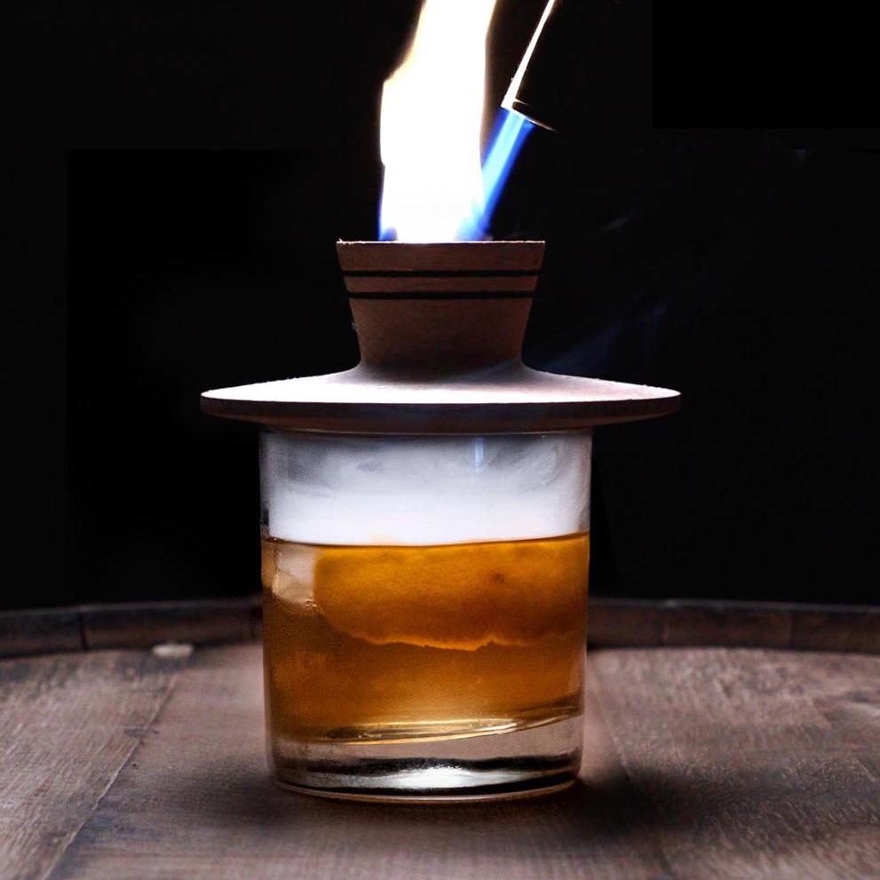 2021 hot selling whiskey smoker cocktail kits smoking gun portable smoker smoking saucer set