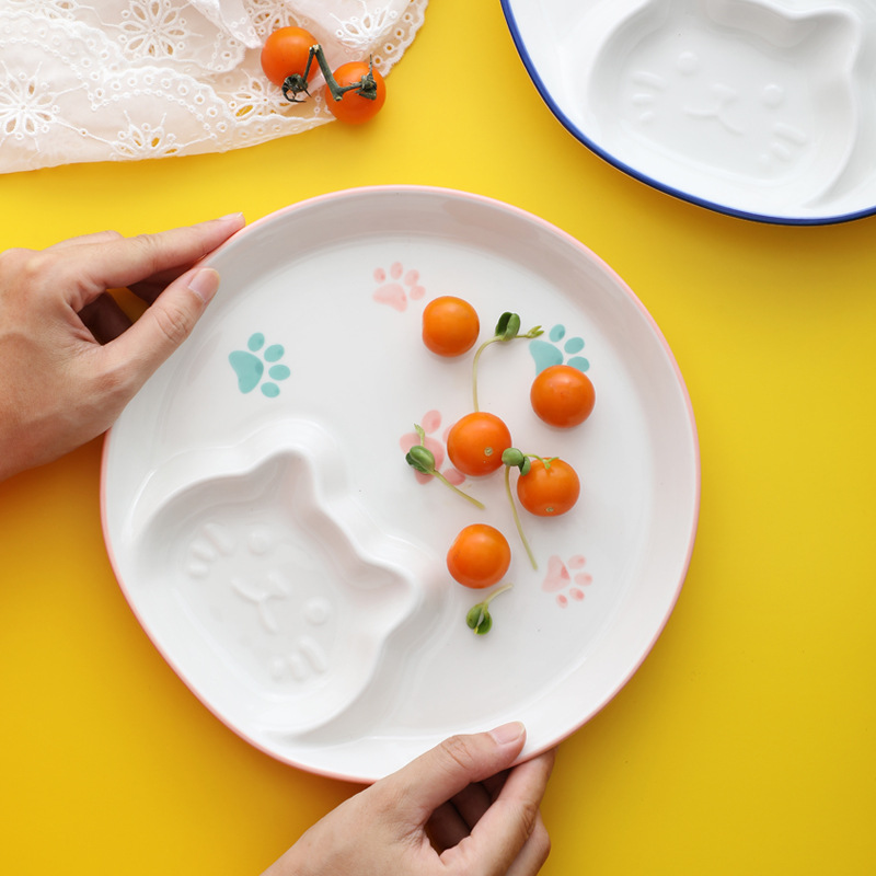 9in 23cm porcelain dessert plate with cute design embossed cat