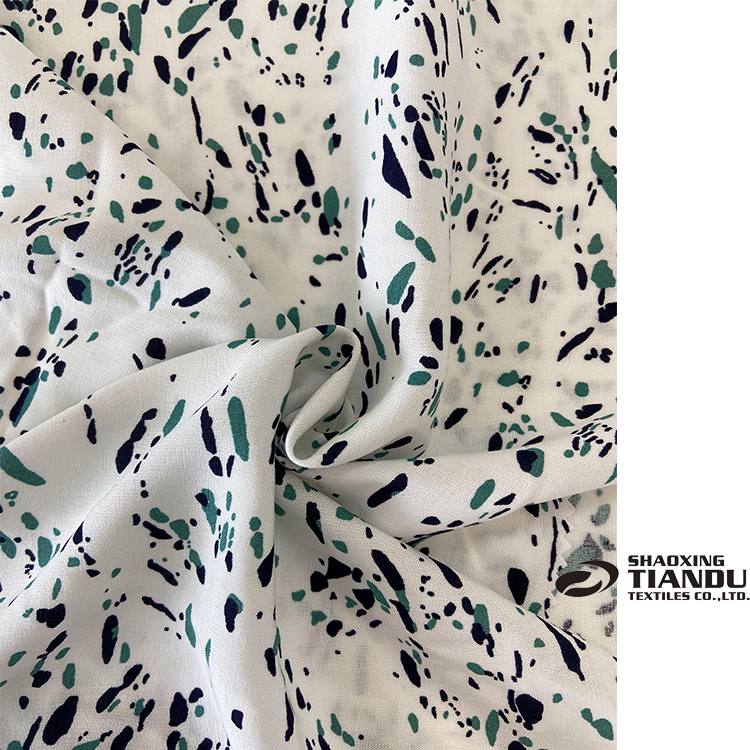 Cheap price 30*30/68*60 custom printed woven 100% rayon challis fabric printed viscose fabric