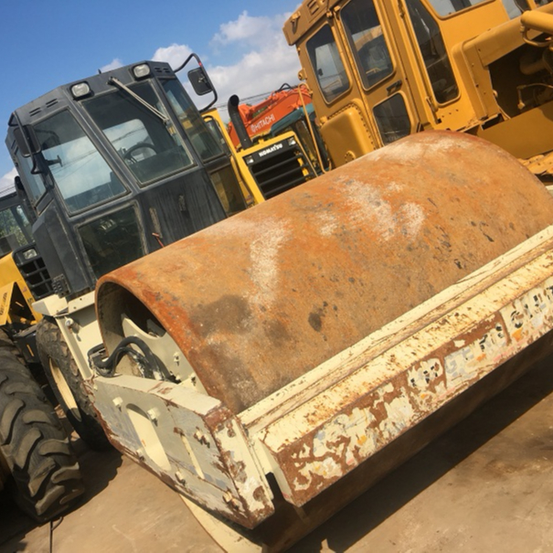 Дорожный каток Ingersoll rand SD150D, б/у