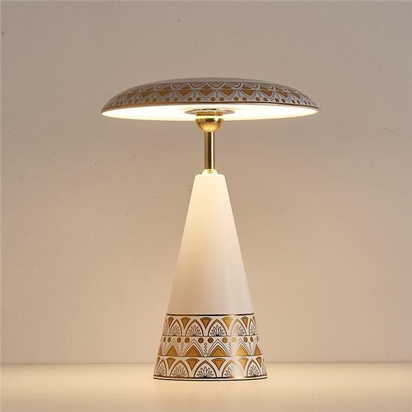 LED Table Lamp Medieval Handmade Ambient Table Lamp Handmade Lampshade Touch Switch Table Lamp for Bedroom Living Room Study
