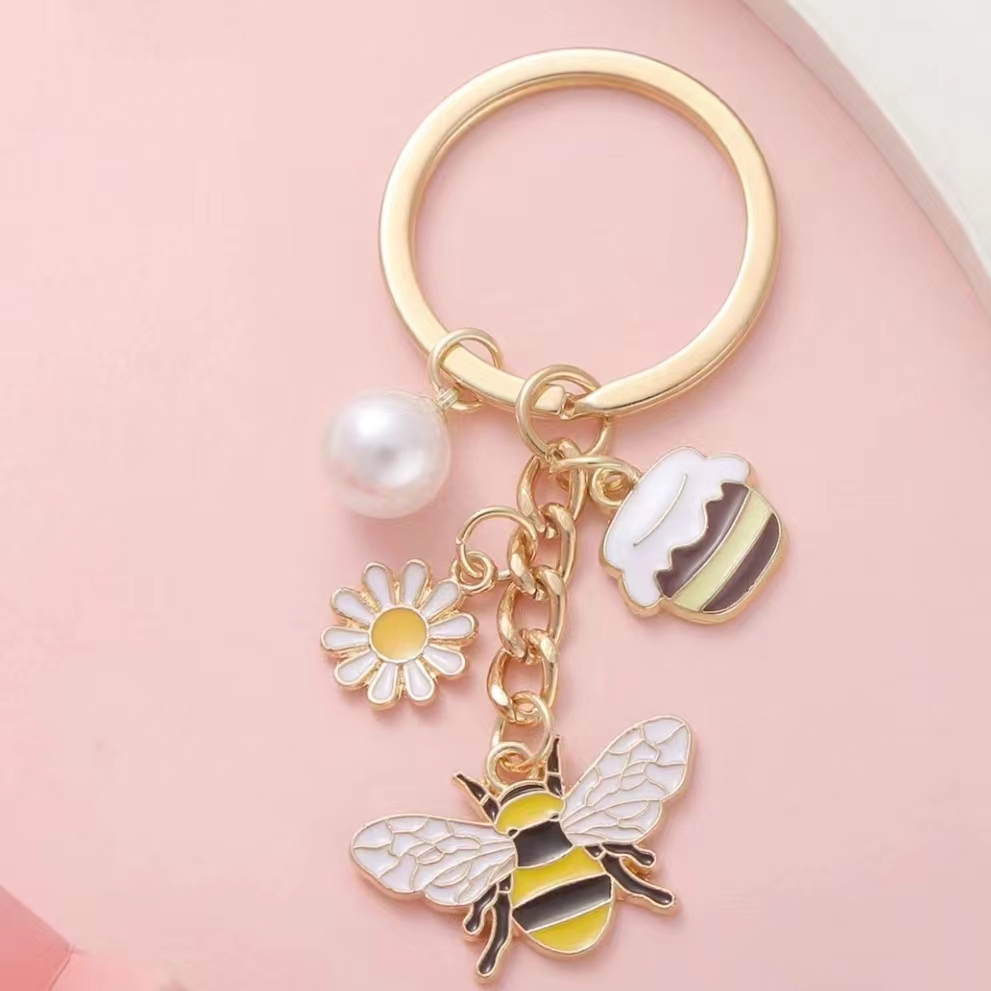 Customized key chains custom high quality product car High end automotive accessory and household keychains