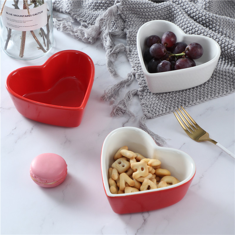 Unique design modern wedding restaurant tableware dessert bowls cheap creative heart shape porcelain serving bowls