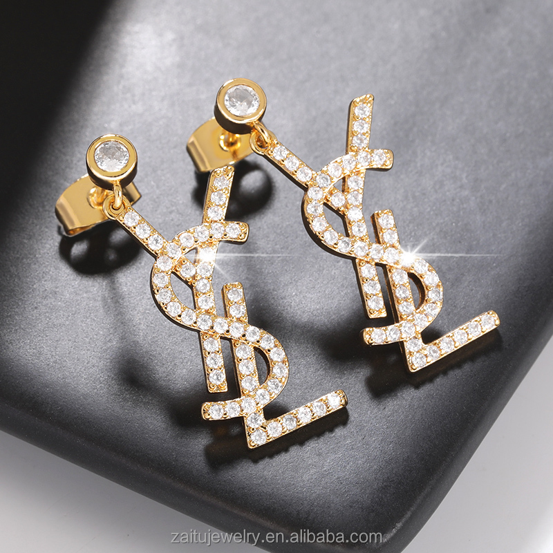 2021 New Design Popular Style Small Face Statement Earrings Trendy Long Famous Vintage Brands Designer Earrings