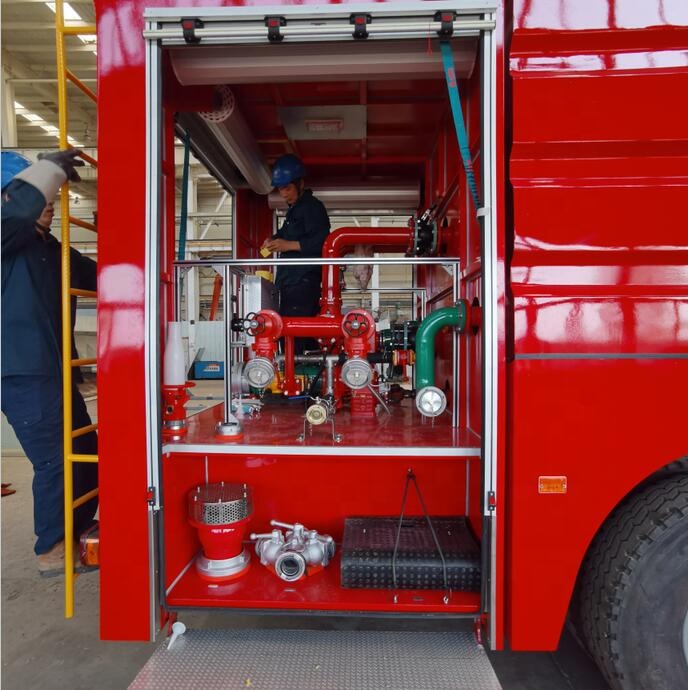 Sinotruk SINOTRUCK HOWO 4X2 6x4 8X4 form and water type fire fighting truck original fire truck