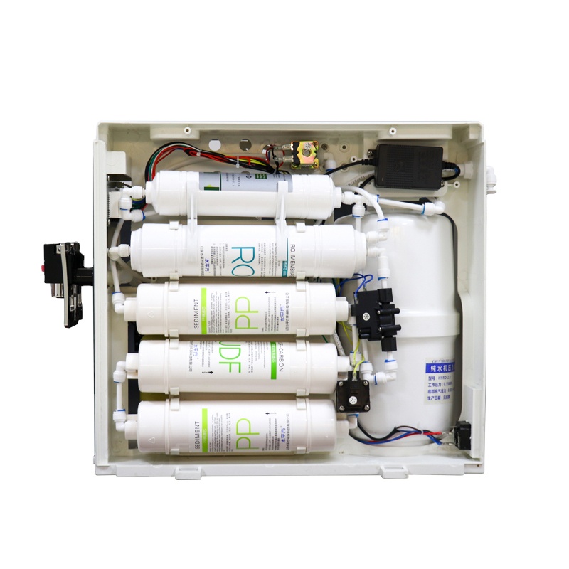 Quick replacement of water purifier filter