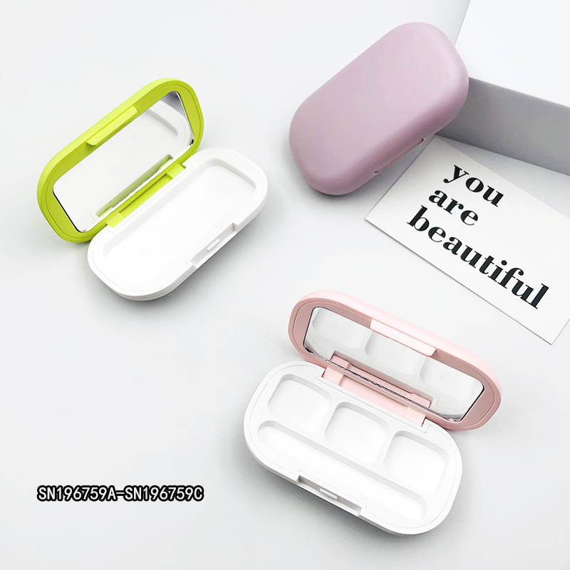 White matt eyeshadow palette square wholesale eyeshadow packaging palette 3 colors plastic empty eyeshadow case with mirror