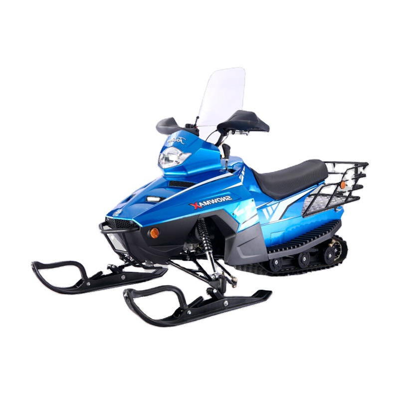 The new Chinese-made high quality snowmobile has high endurance and a maximum time speed of 50km/h Snowmobile