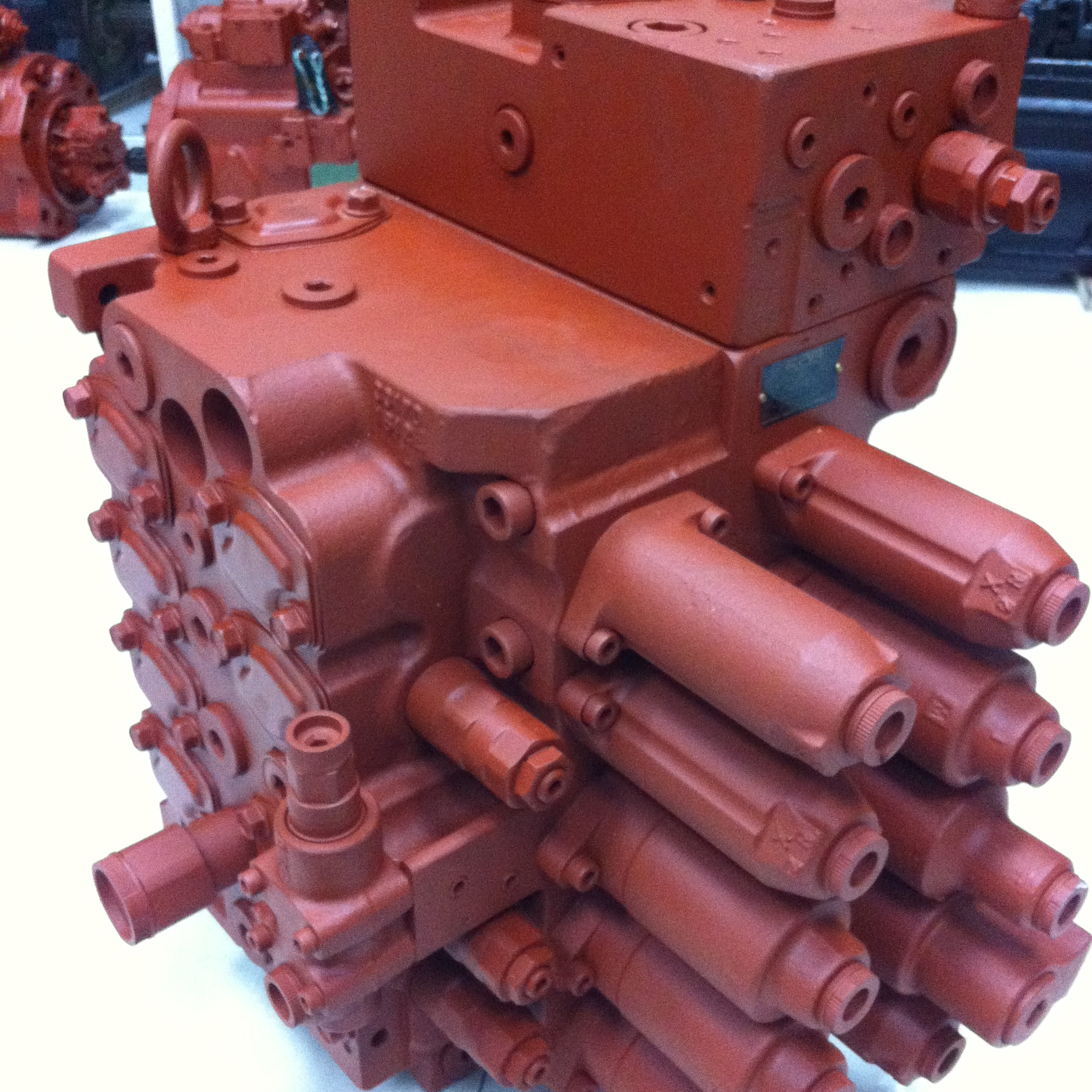 Гидравлический Главный клапан экскаватора KMX15 KPM Kawasaki KMX15RA, запасные части двигателя клапана управления