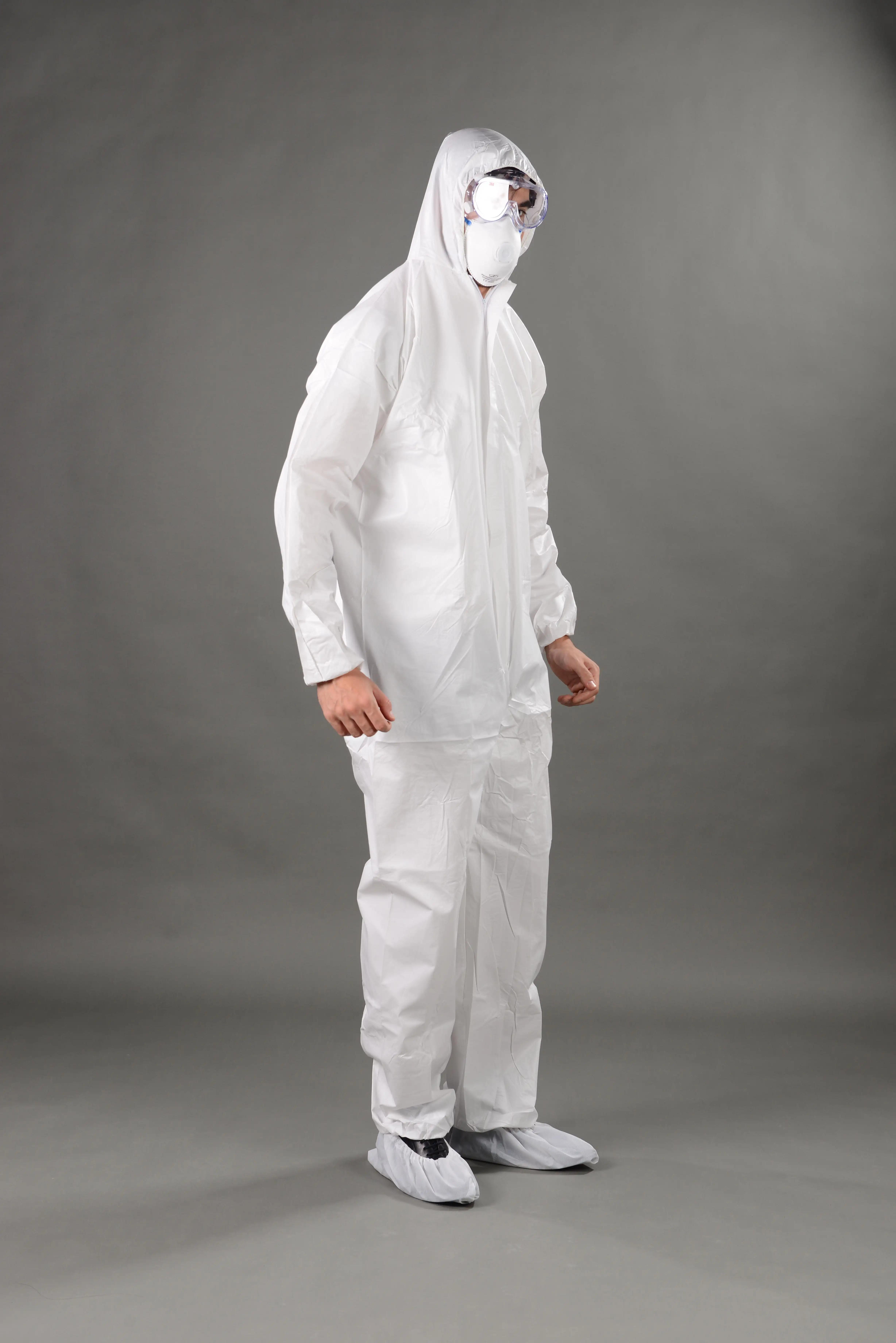 Waterproof Coverall TOPMED High Quality Disposable Protective Lightweight Coveralls Nonwoven SMS Safety Waterproof Overall White Workwear Coverall