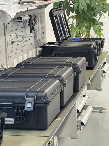 Portable drone monitoring platform for drone detection location and tracking of drone and pilot work offline or online