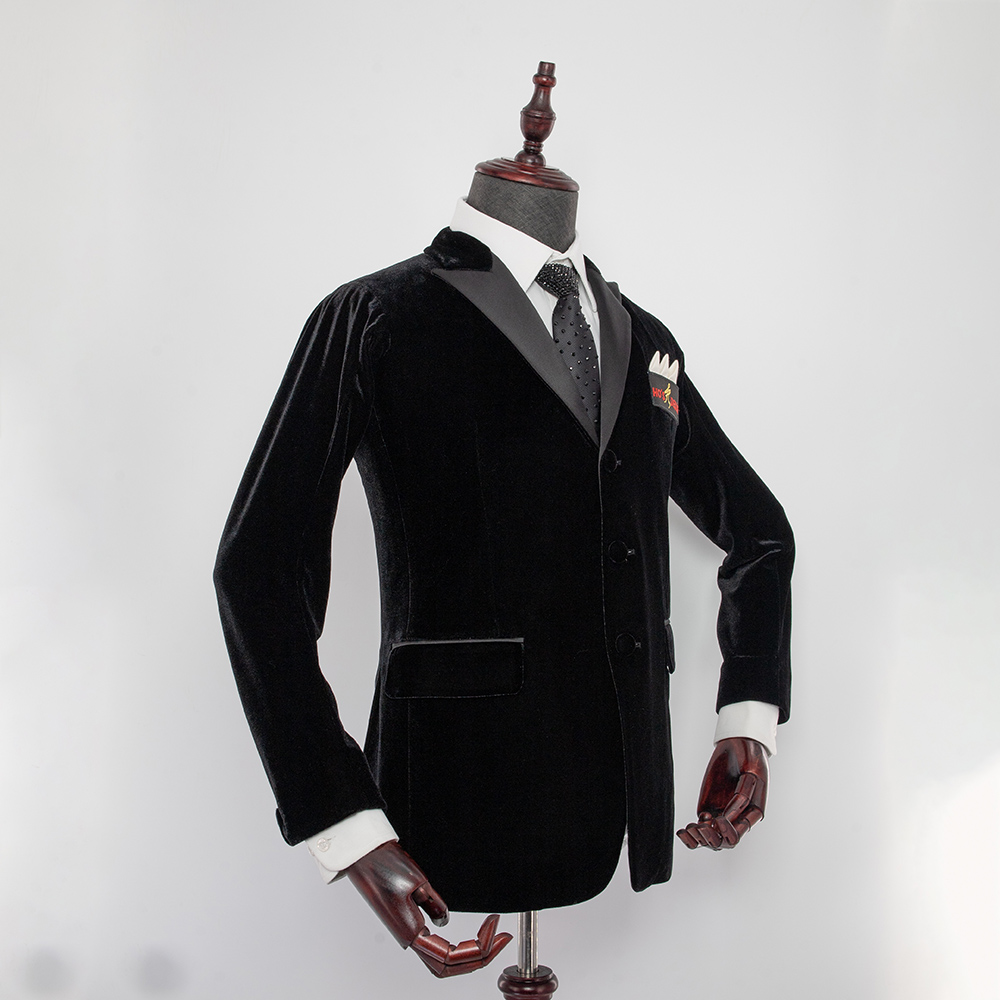 Костюм ручной работы Traje de cola hecho a mano