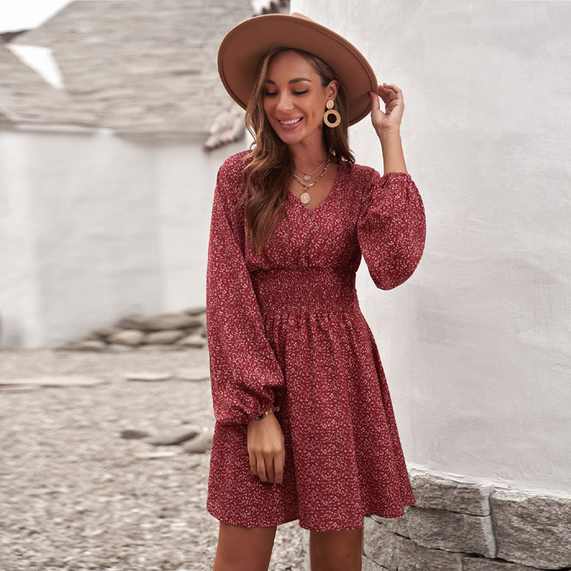 V-Neck Polka Dot Dress with Long Sleeves Pleated Waist and Slim-Fit Skirt Anti-Wrinkle Elegant Casual Style Clothes