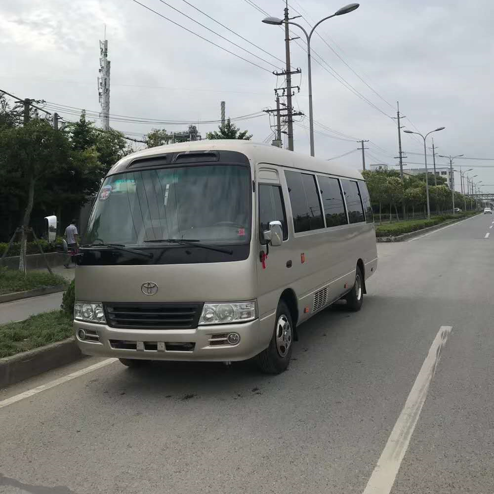 LHD Clean Подержанный Toyoto Coaster Coach bus 30 мест A/C с ТВ Подержанный автобус из Японии для продажи